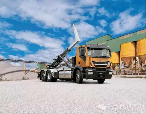 依维柯家族来新成员！Stralis X-WAY全新轻量化工地卡车首次揭开面纱3.jpg