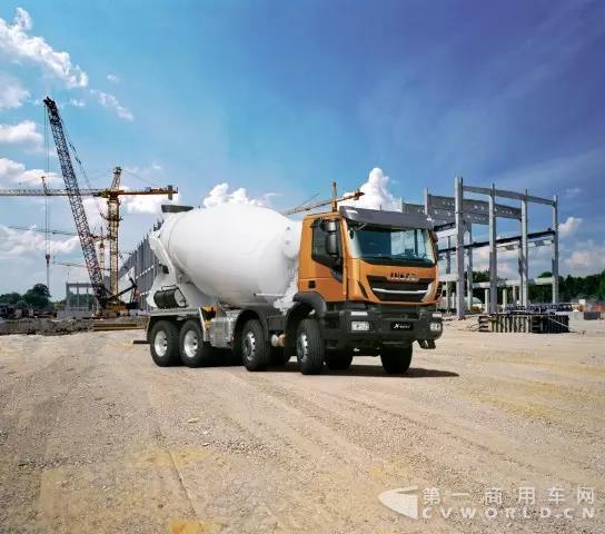 依维柯家族来新成员！Stralis X-WAY全新轻量化工地卡车首次揭开面纱4.jpg