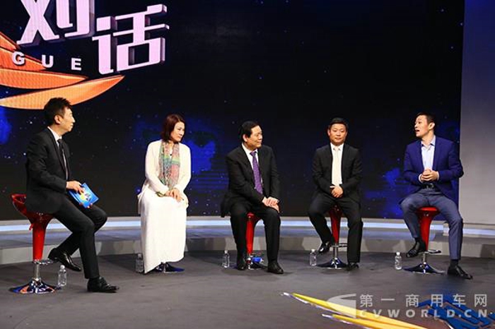 董小姐+银隆钛将完美绽放 银隆新能源董事长做客央视.jpg