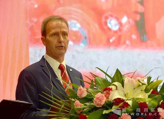 大运重卡2017康明斯动力新品发布会隆重召开5.jpg