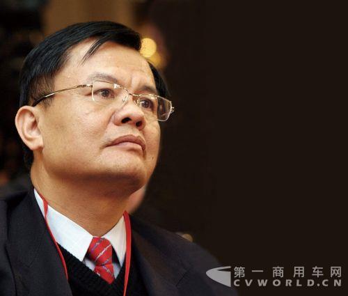 黄宏生.jpg