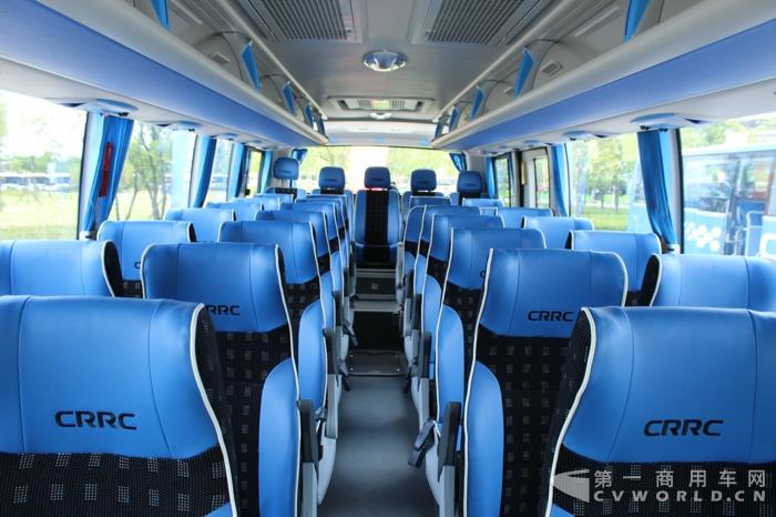 11米纯电动公路客车车厢.jpg