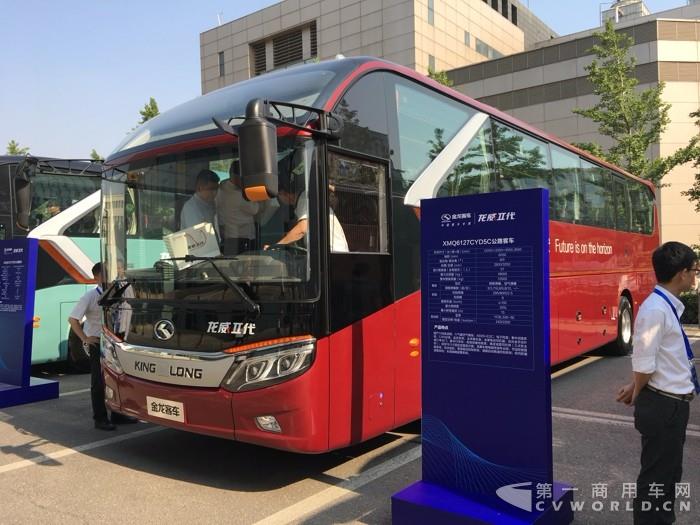 金龙客车1.jpg