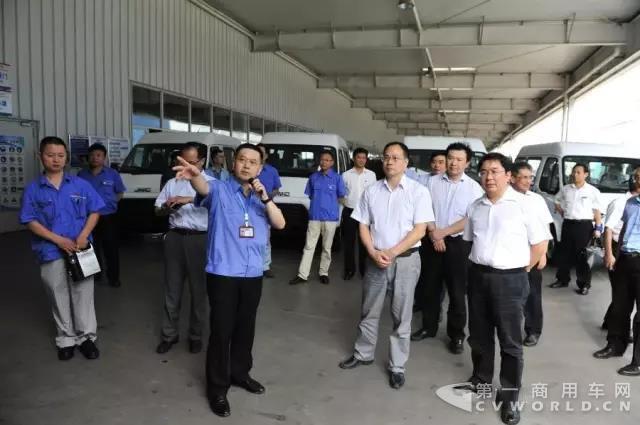 中央改革办督察组来江铃集团调研2.jpg