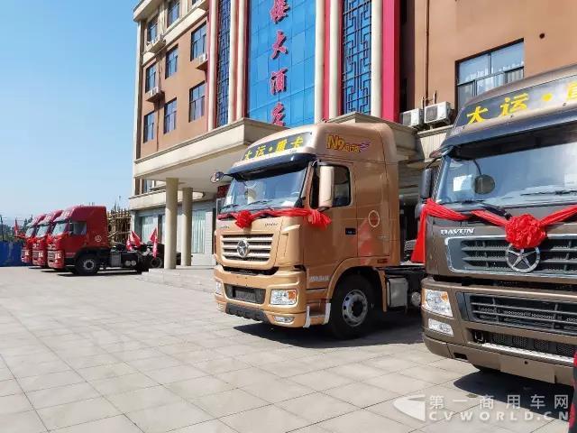 订车32台！大运重卡石家庄地区产品推介会圆满结束.jpg