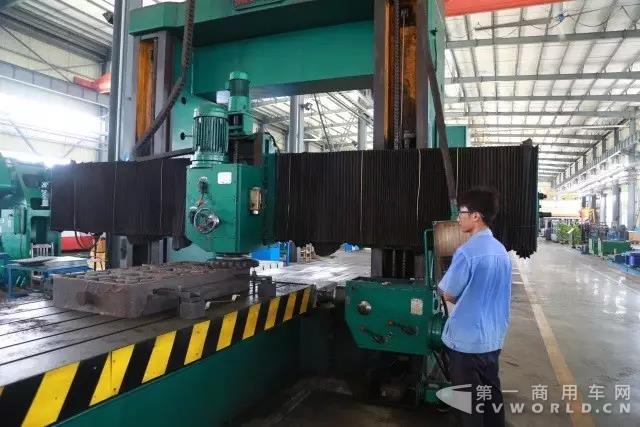 厉害了！玉柴配司销售收入同比增长26%，还将打造专业化模具制造公司3.jpg