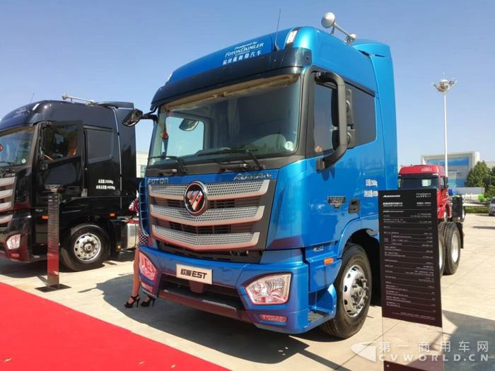 欧曼6X4超级卡车3.jpg