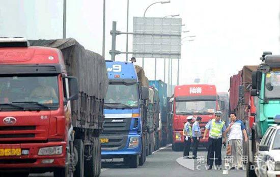 北京：外地国Ⅲ柴油货车9月21日起禁入六环.jpg