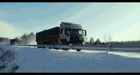 江铃重卡10月见！1.gif