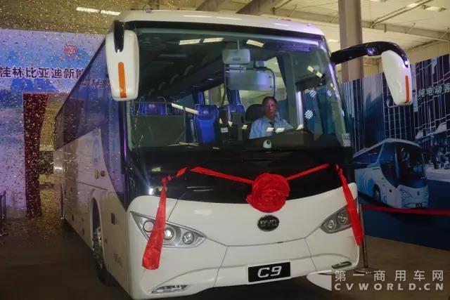 打造低碳国际旅游城市 桂林投放首批500辆比亚迪纯电动客车.jpg