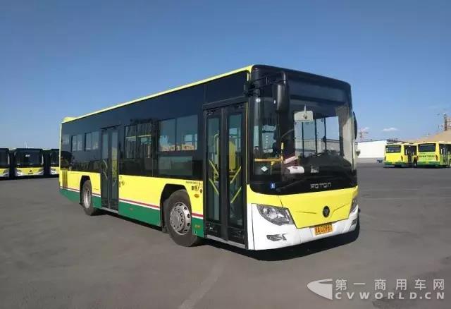 天山北麓见证实力品质，福田欧辉开进魅力乌市1.jpg