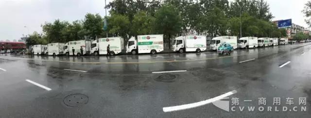 大运电动物流车全力助运天津全运会.jpg