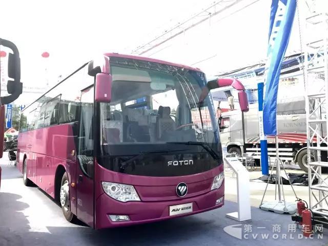 绽放“中国制造”之美 福田汽车携重点产品亮相“中国—东盟博览会”2.jpg