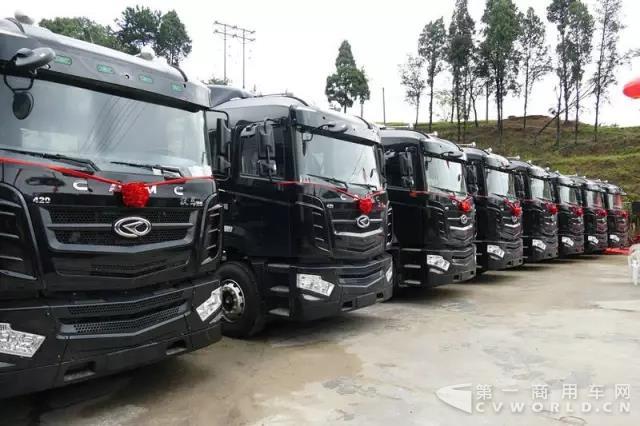 签约50台 首批交车20台 汉马H6黑金刚闪耀闽北2.jpg