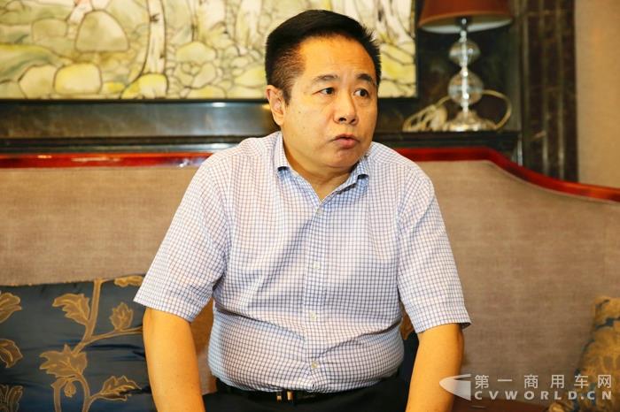 宜昌交运运输事业部机务处处长柳祖恩.jpg