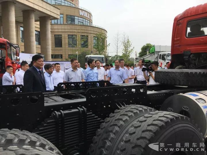 好消息！大批东风LNG清洁能源车将服务“清洁黄冈”2.jpg