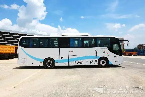 比亚迪K8、C8双双荣获新能源客车“十佳创新车型”奖4.jpg