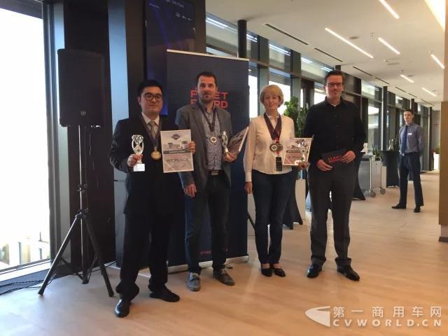 天佑车队赴德参加Fleetboard车手联盟赛全球颁奖典礼.jpg