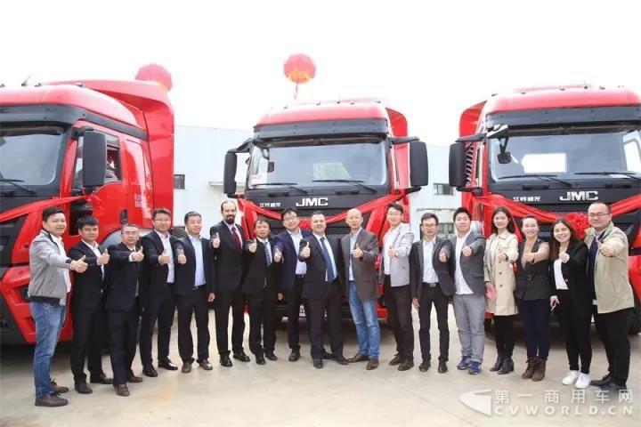 上市前夕斩获数百余辆订单,江铃重卡出征在即!.jpg 上市前夕斩获数百余辆订单,江铃重卡出征在即!.jpg