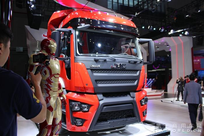 江铃威龙4×2钢铁侠涂装车 (1).jpg