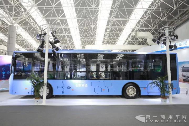 商乘携手 吉利远程带甲醇全系产品出击昆山车展1.jpg