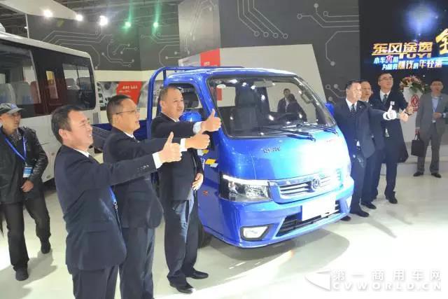 东风轻型商用车营销有限公司副总经理 4.jpg