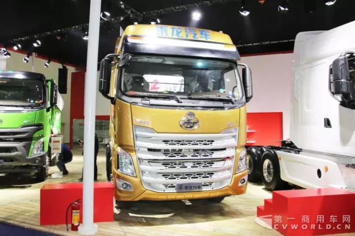 乘龙H7牵引车.jpg