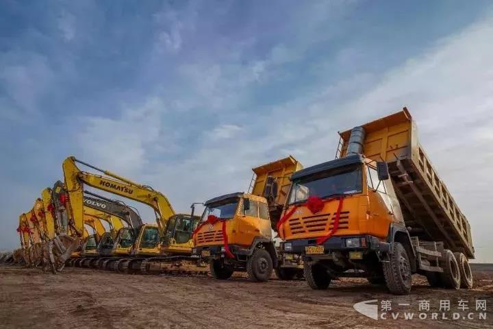 陕汽控股全系列商用车暨新能源汽车产业基地开工建设7.jpg