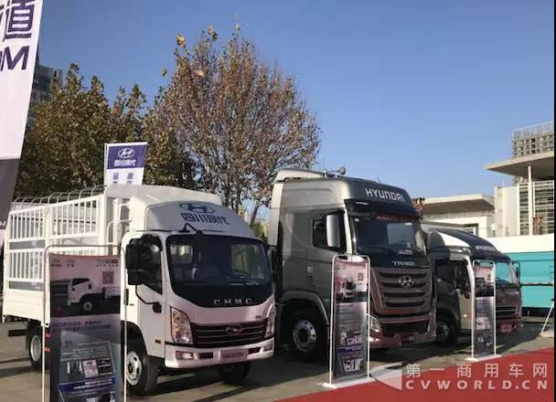 四川现代产品体系升级 多款车型亮相第十届国际卡车展览会2.jpg