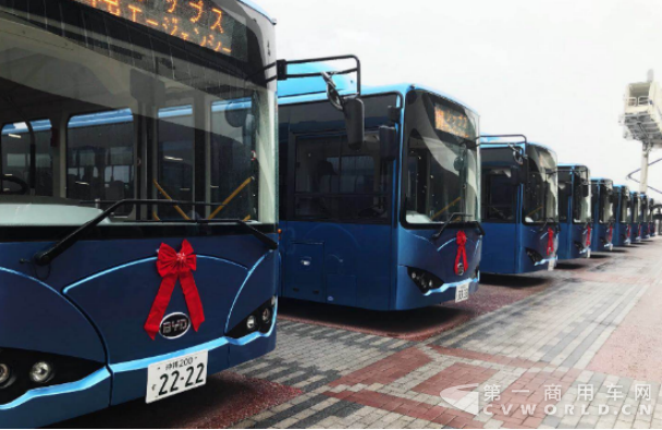中国高端制造出海 比亚迪再次向日本交付纯电动巴士车队3.png