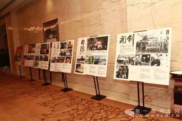 解放J6L 4x2载货车载誉而来，山城重庆续写传奇！1.jpg