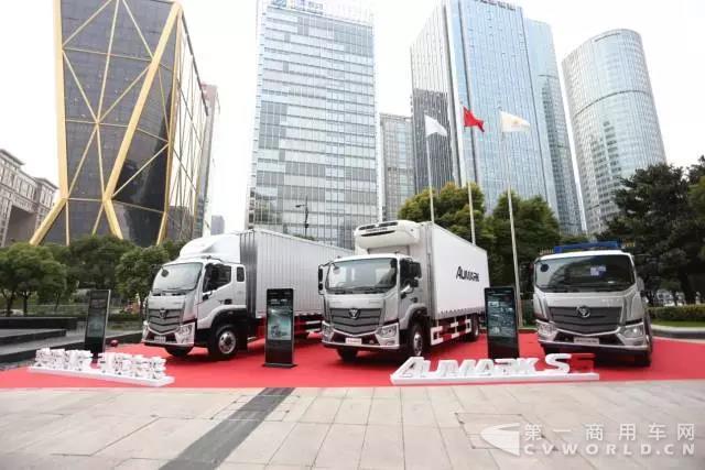 全新平台欧马可S5超级中卡.jpg