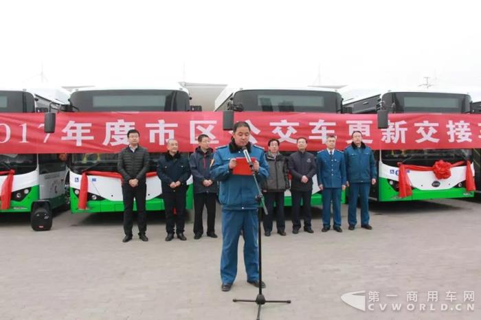 青岛投放372辆比亚迪纯电动公交车.jpg
