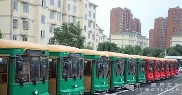 银隆仿古铛铛车2.jpg