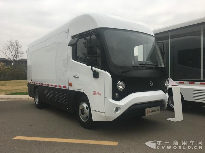 东风新能源EV400.jpg