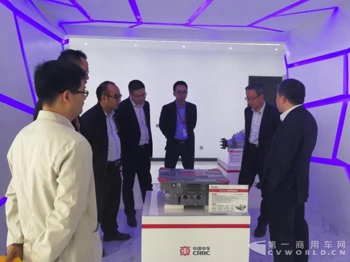 10年增长50倍，无问西东，这家企业奔跑着前行！.jpg