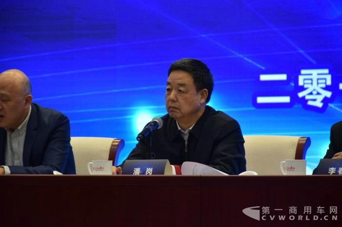 中国汽车记协第七届会员代表大会在京召开1.jpg
