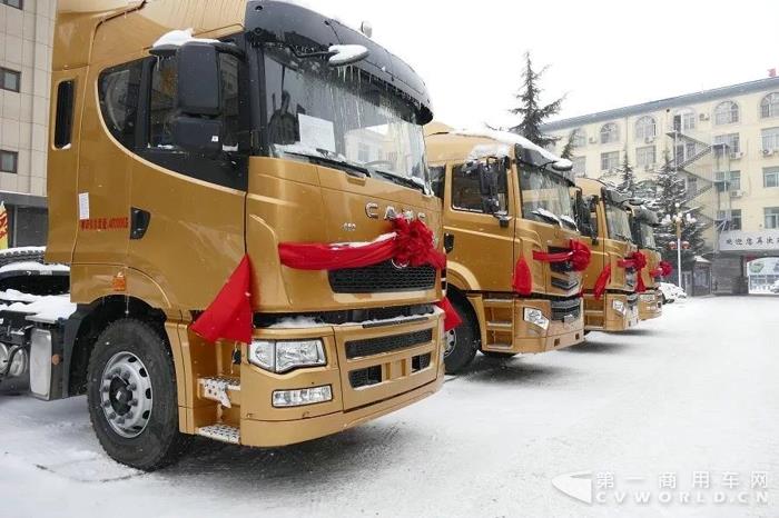 华菱星马汽车2018年庆阳区域产品推介会圆满结束.jpg