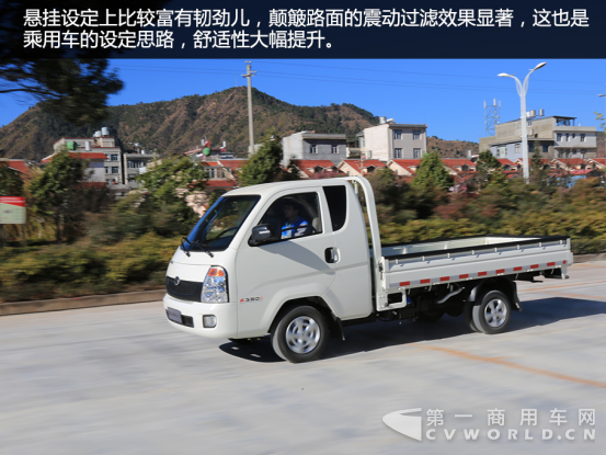 东南亚运输“小神车”试驾时骏F350微卡902.png