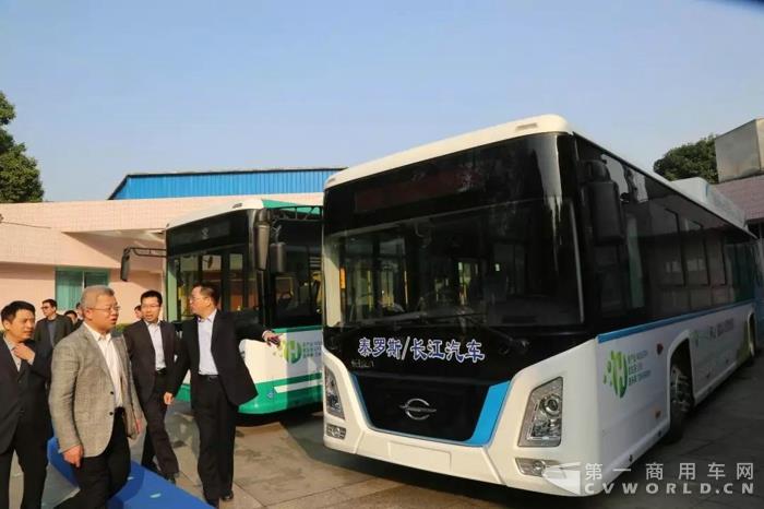 长江汽车签约建设全球最大氢燃料商用车基地5.jpg