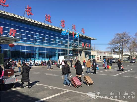 春运走访：昨日风光不再 北京客运市场日薄西山.jpg