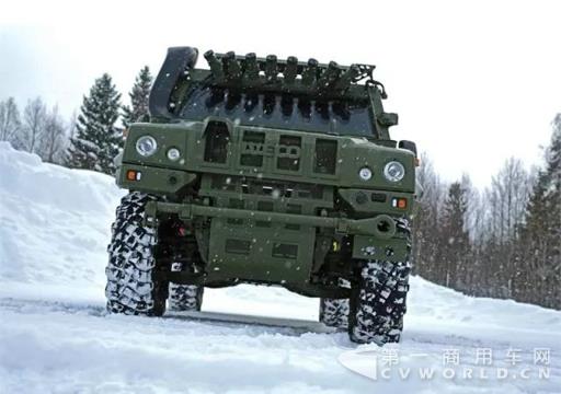 满足军队未来需求升级，依维柯第四代轻型装甲车交付挪威陆军.jpg