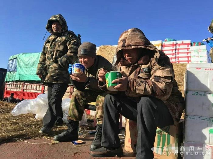 年后运价暴跌，货车司机出现生计困难2.jpg