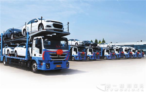 不合规轿运车『大限』将至 中置轴轿运车推广还需再『努把力』.jpg