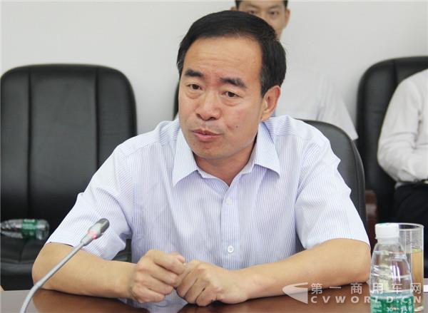 马增荣谈治超：“逆向淘汰”得到遏制 轿运车运价合理回升.jpg