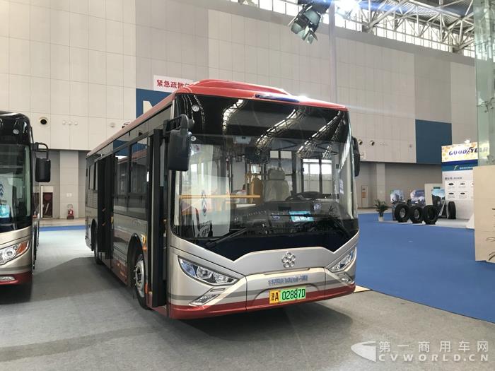 银隆10.5米纯电动客车.jpg