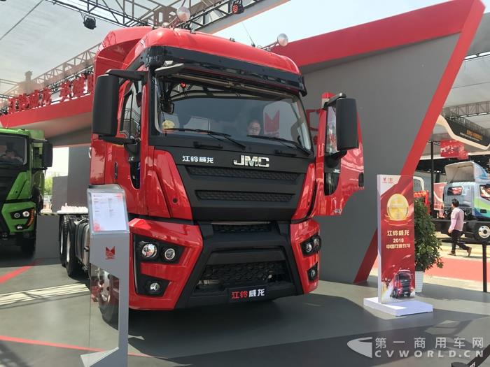 江铃威龙6×4牵引车2.jpg
