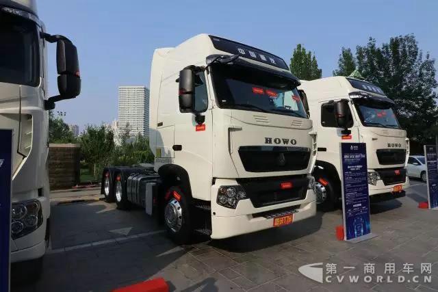 智能创造价值 中国重汽豪沃I代智能卡车豪沃T7H引领新时代3.jpg