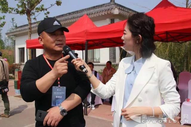 智能创造价值 中国重汽豪沃I代智能卡车豪沃T7H引领新时代6.jpg