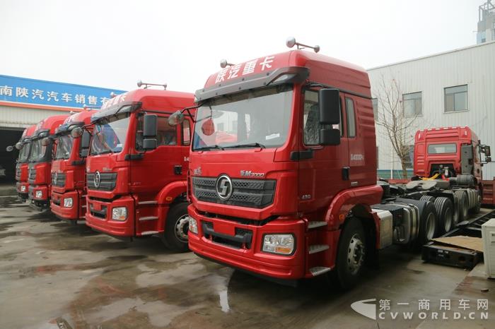 现场展车3.jpg